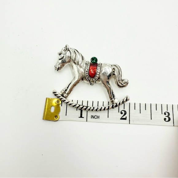 Vintage Cute Rocking Horse Christmas Holiday Silver Tone Metal Brooch - Picture 7 of 7